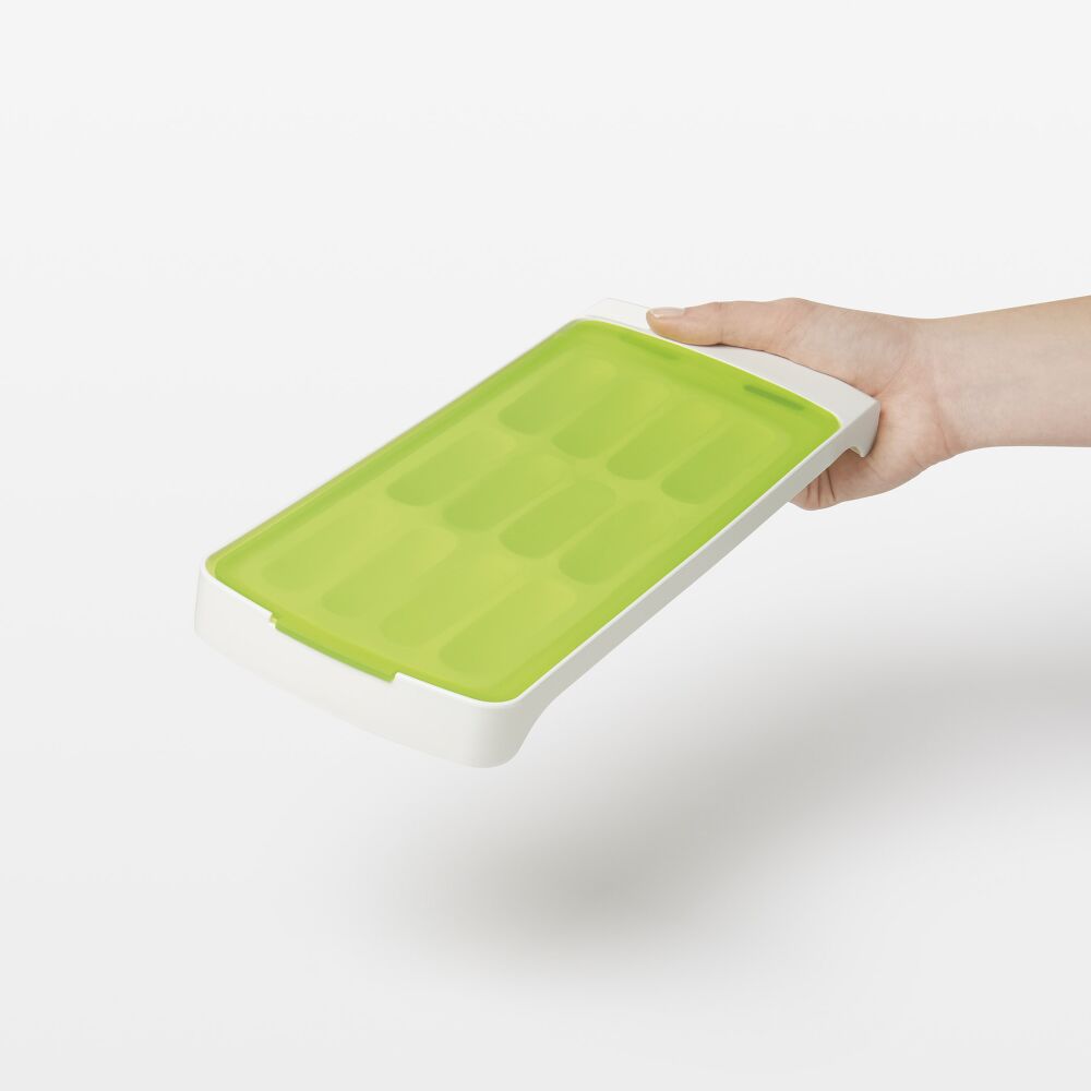 No-Spill Ice Stick Tray N9