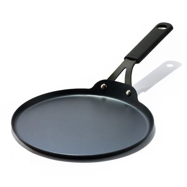Obsidian Carbon Steel 10-Inch Crêpe Pan with Silicone Sleeve W4