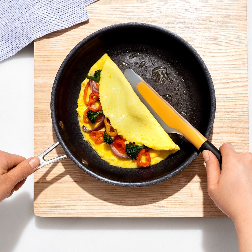 Small Flip & Fold Omelet Turner Q5