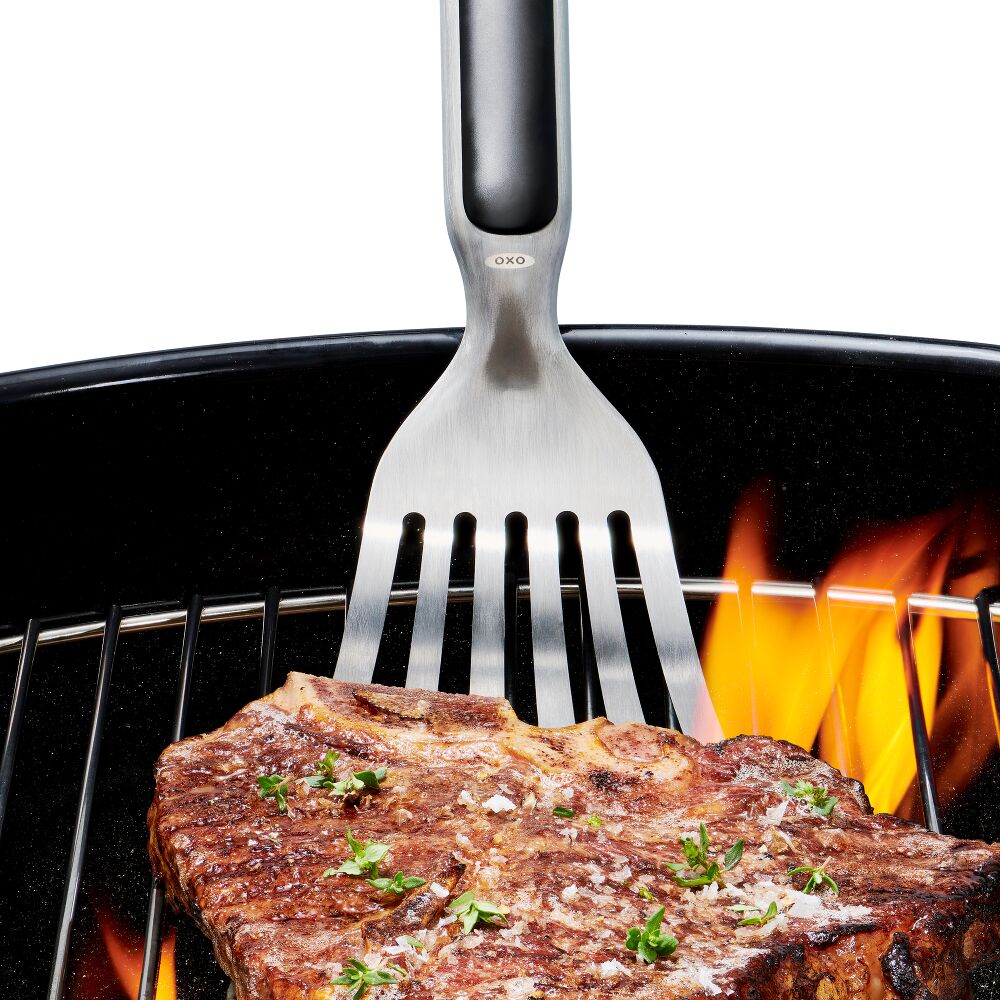 13-Piece Grilling Bundle G8