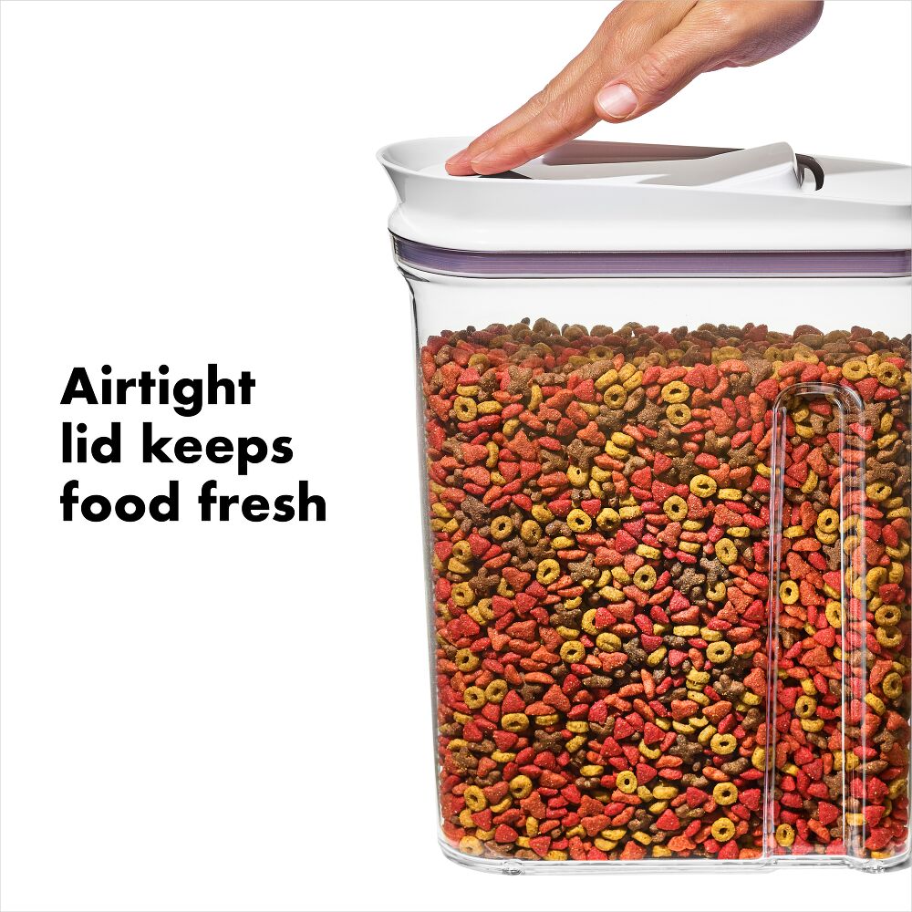 OXO Good Grips Pet Food Dispenser - 4.5 Qt/4.3 L A1