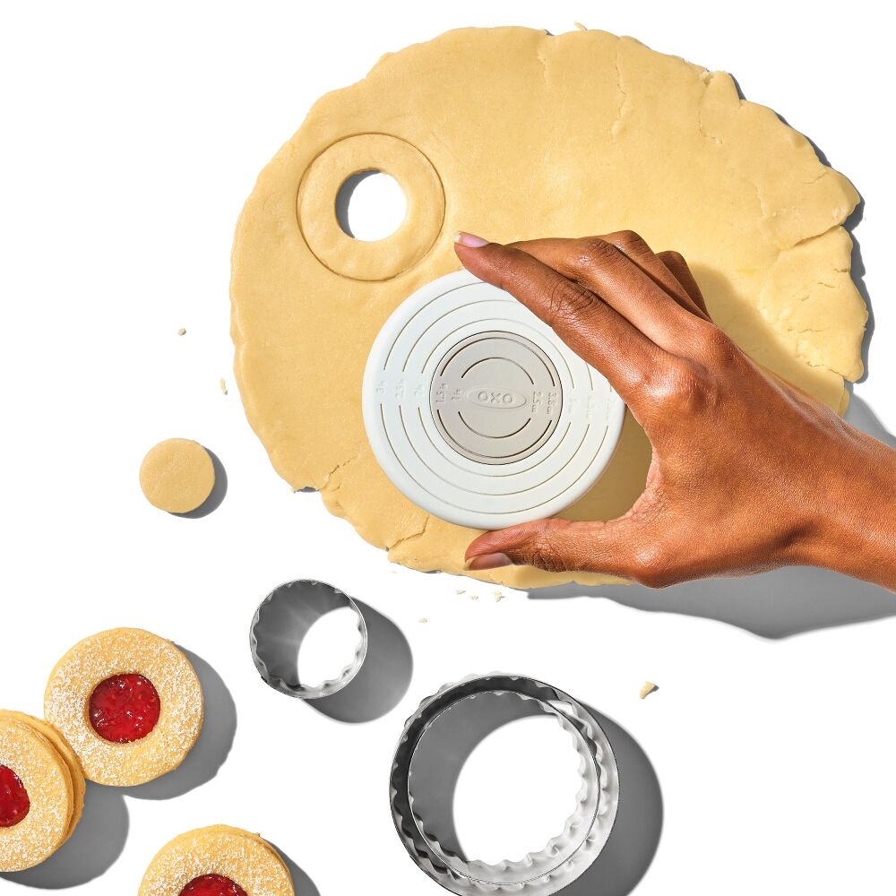 Double-Sided Cookie and Biscuit Cutter F9