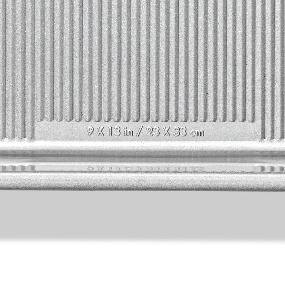 Non-Stick Pro Clear Coated 9 In x 13 In Cake Pan H9