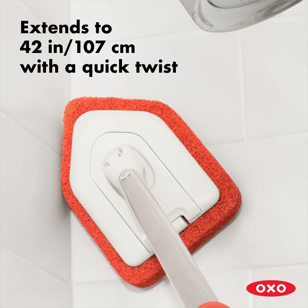 Extendable Tub & Tile Scrubber Q6