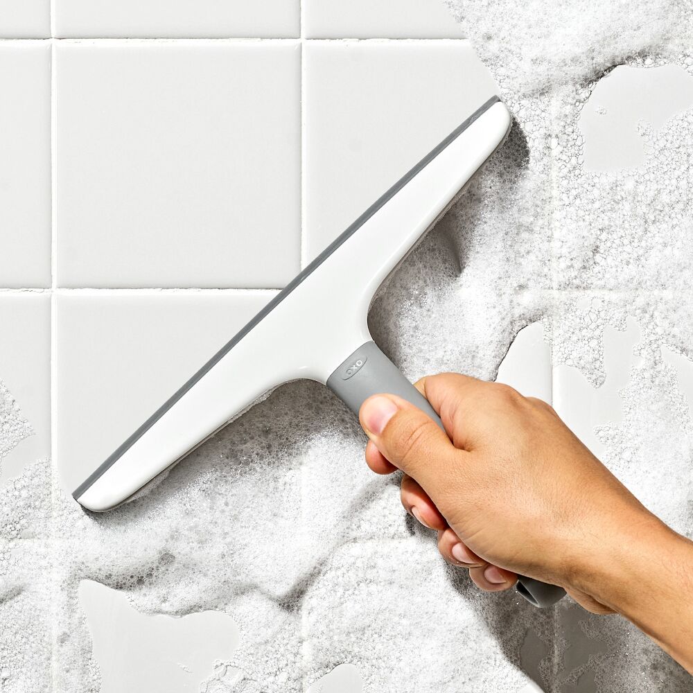 Multi-Use Squeegee with Hook H4