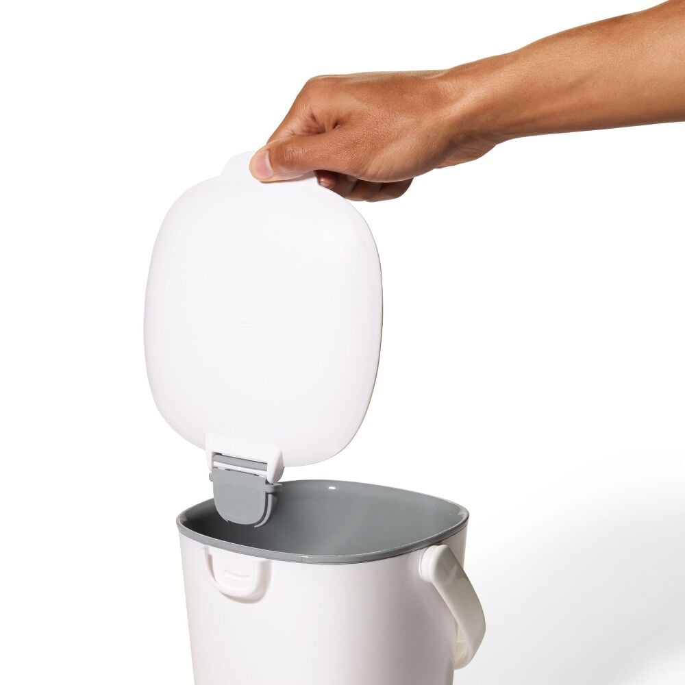 Easy-Clean Compost Bin - 0.75 Gal I4