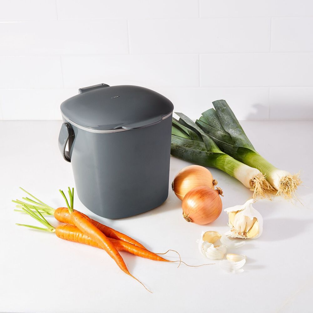 Easy-Clean Compost Bin - 0.75 Gal I4