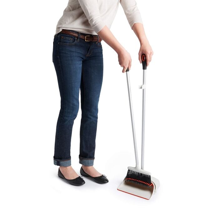 Upright Sweep Set R8