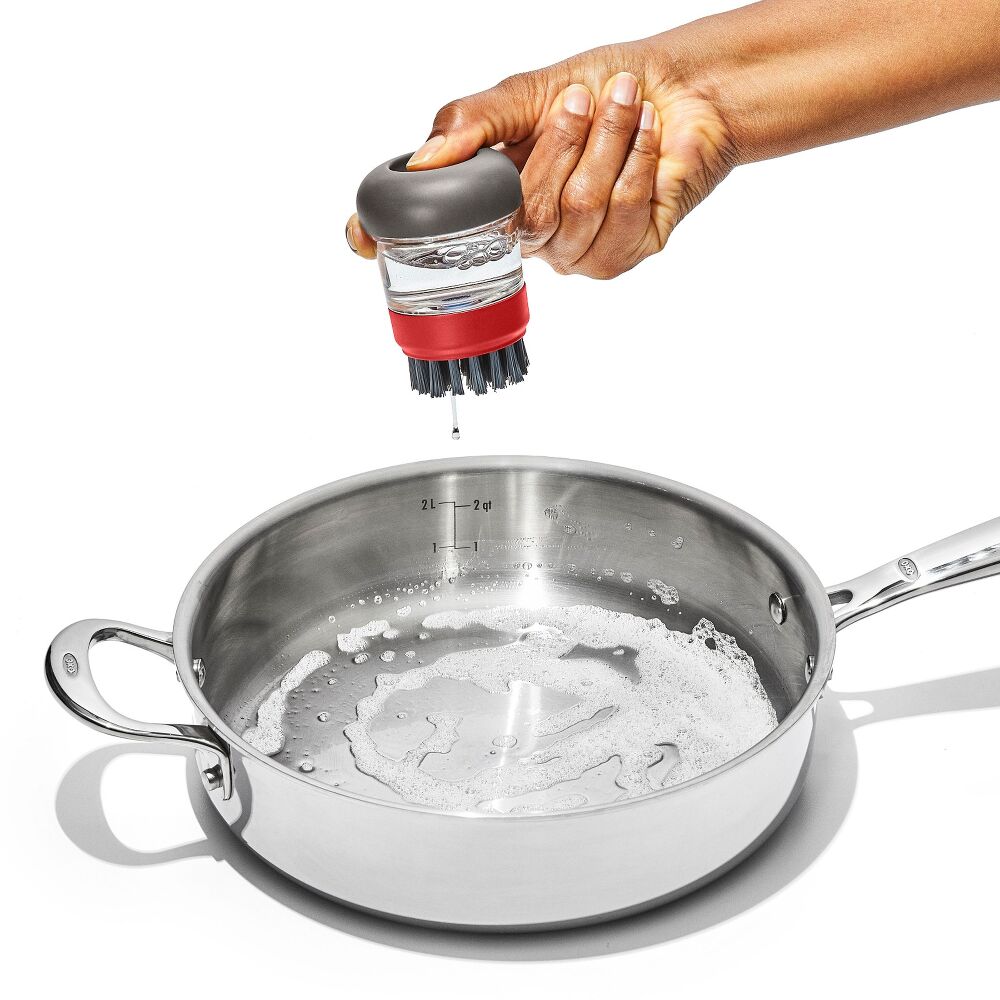 Outdoor Soap Dispensing Dish Brush with Storage Case J8