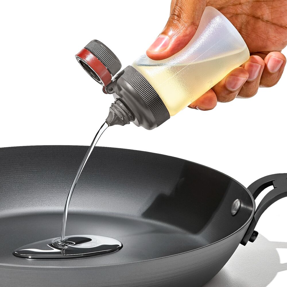 Outdoor 7-Piece Spice Shaker & Squeeze Bottle Set X8