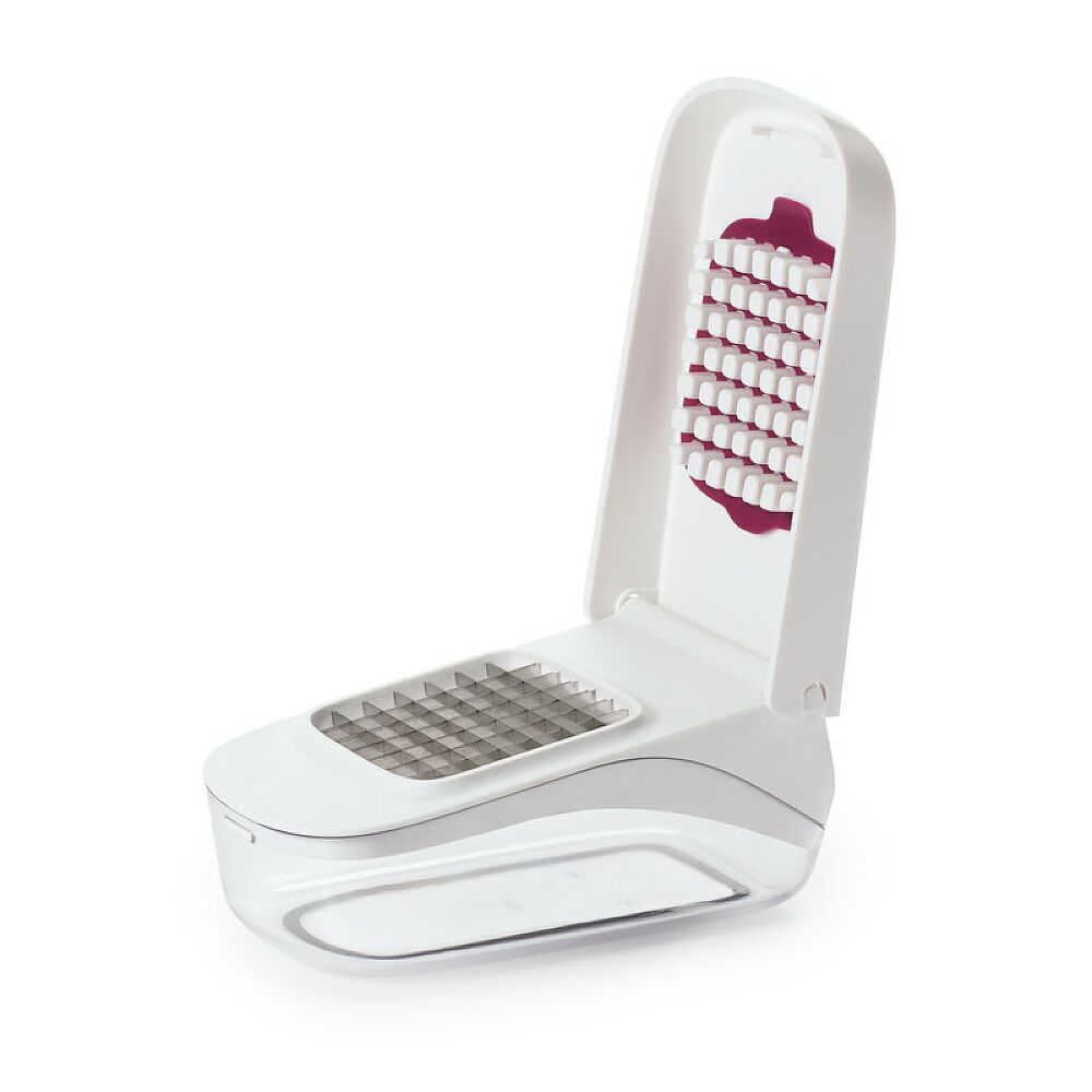 Vegetable Chopper with Easy-Pour Opening A9