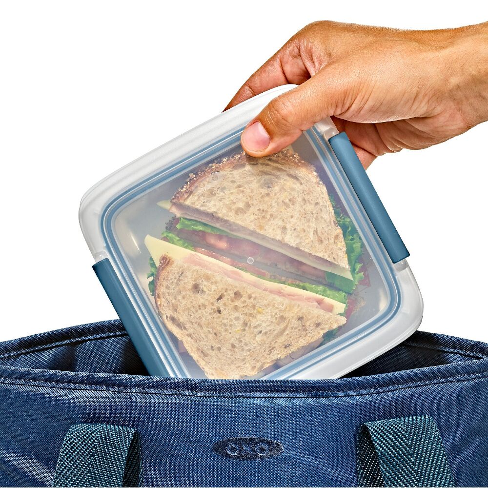 Prep & Go Slim Container with Removable Divider - 1.8 Cups/0.4 L E5