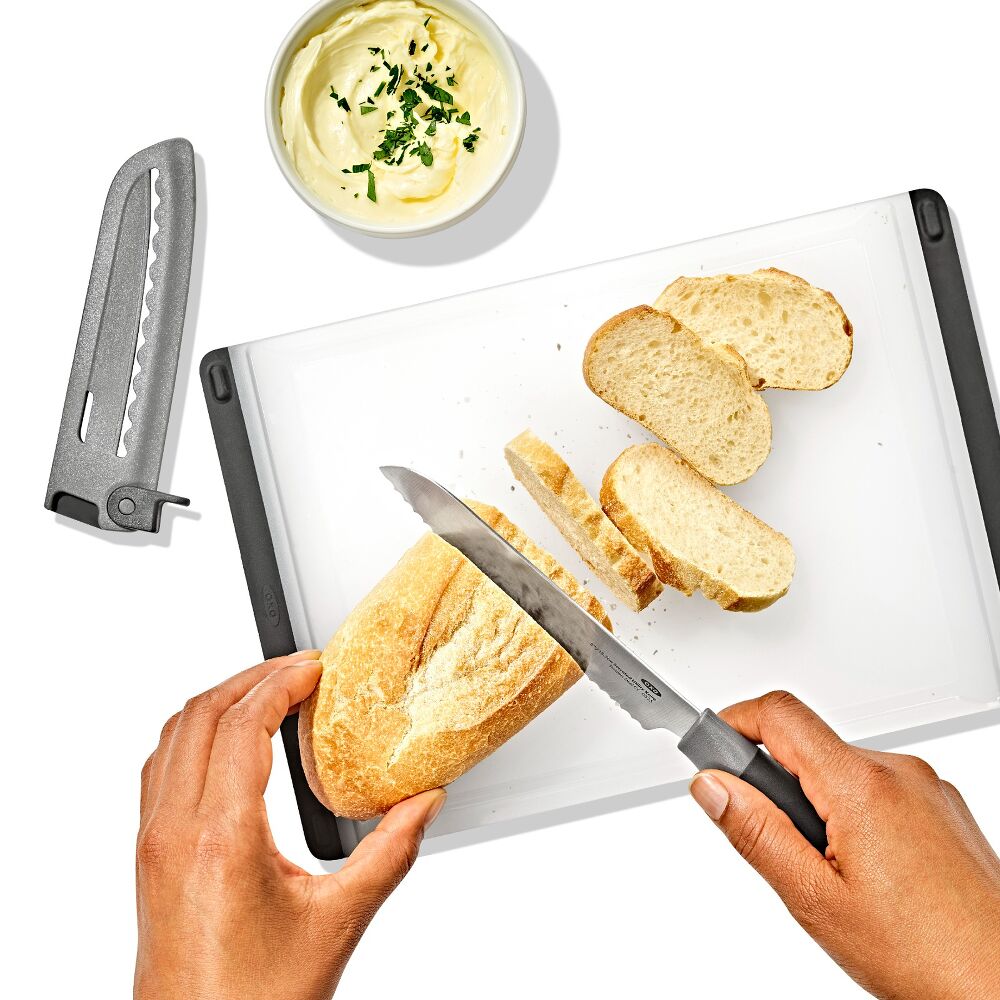5 in Serrated Utility Knife with Locking Sheath I9