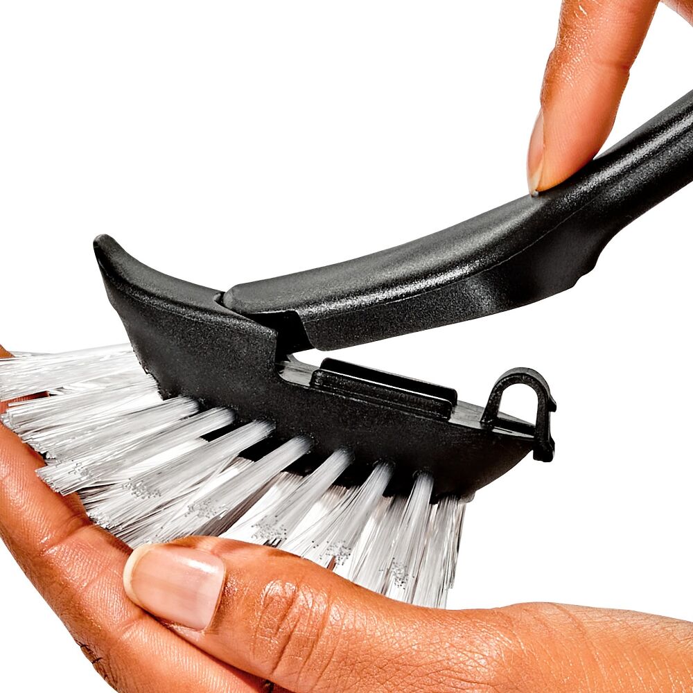 Steel Dish Brush with Replaceable Head O4