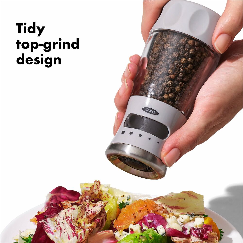 Contoured Mess-Free Pepper Grinder N5