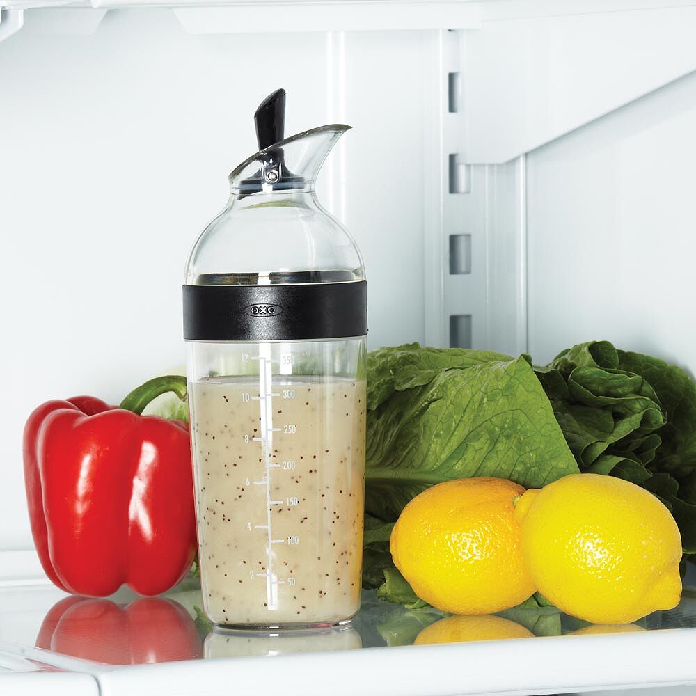 Salad Dressing Shaker A0