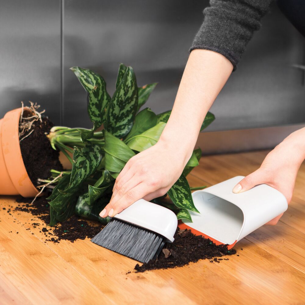 Compact Dustpan & Brush Set X2