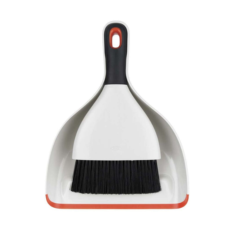 Dustpan & Brush Set E7