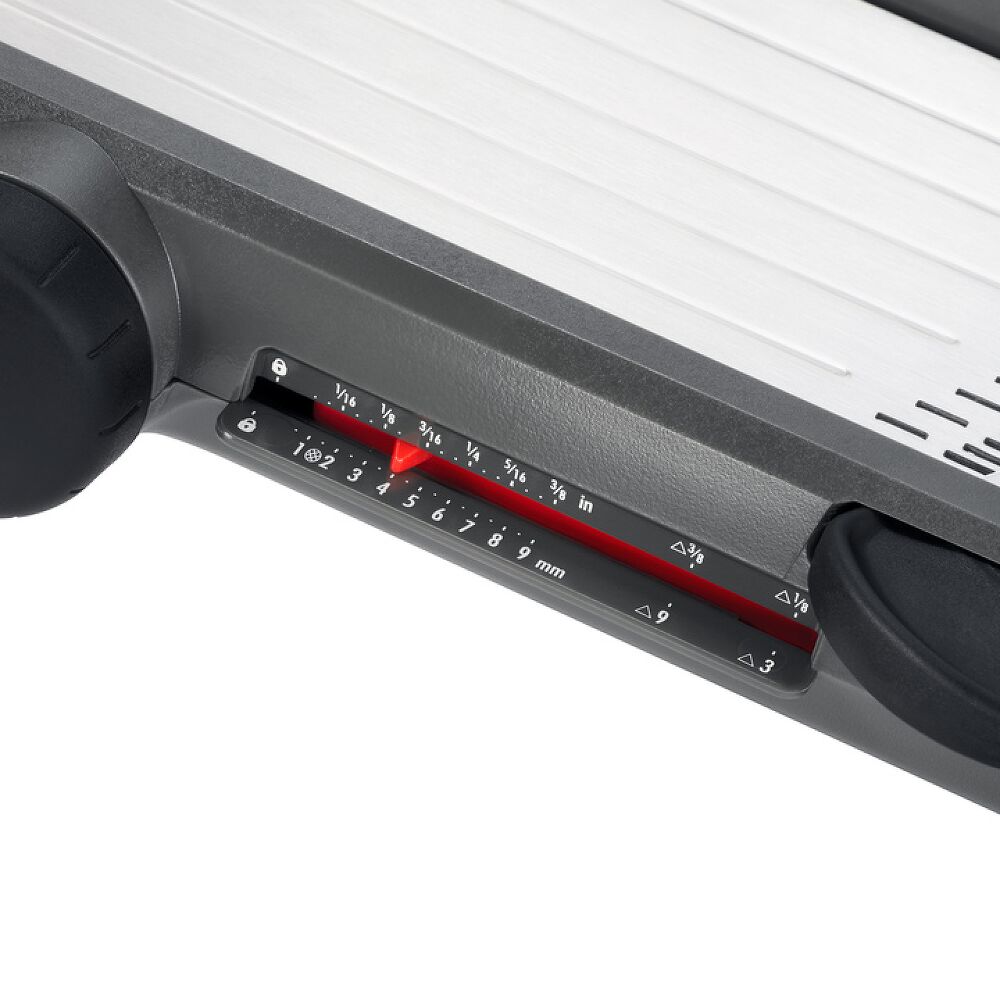 Chef's Mandoline Slicer 2.0 P1