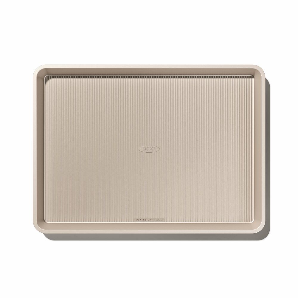 Non-Stick Pro Half Sheet Pan Q6