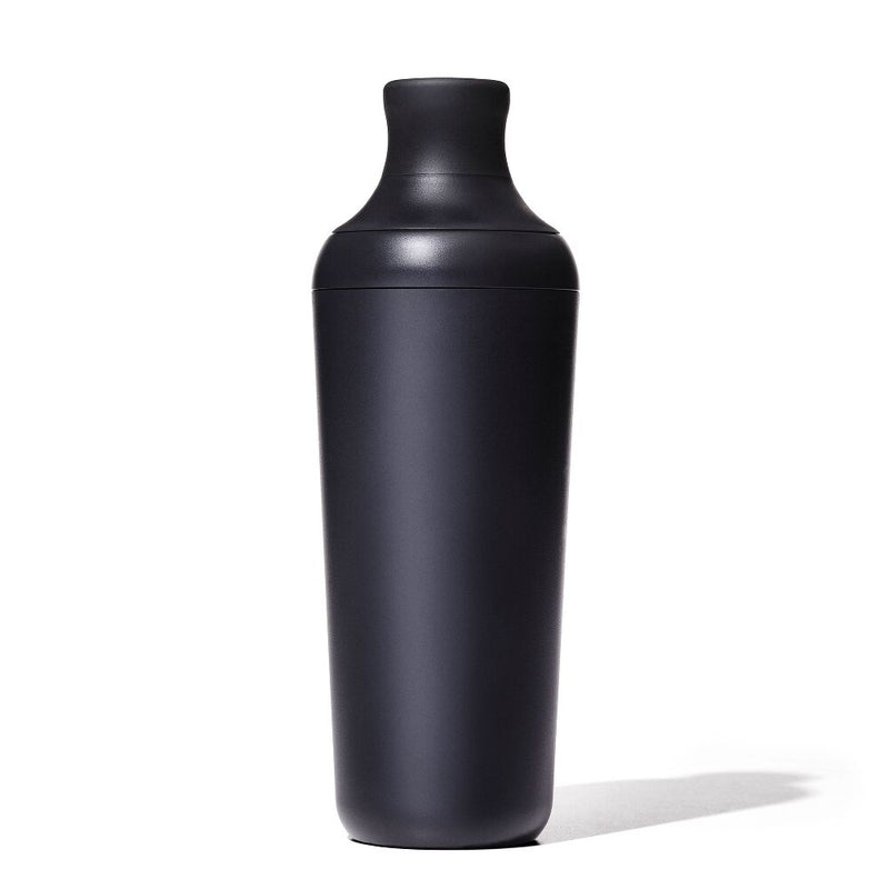 OXO Good Grips Plastic Cocktail Shaker- 20 oz/590 mL capacity L8
