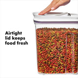 OXO Good Grips Pet Food Dispenser - 4.5 Qt/4.3 L A1