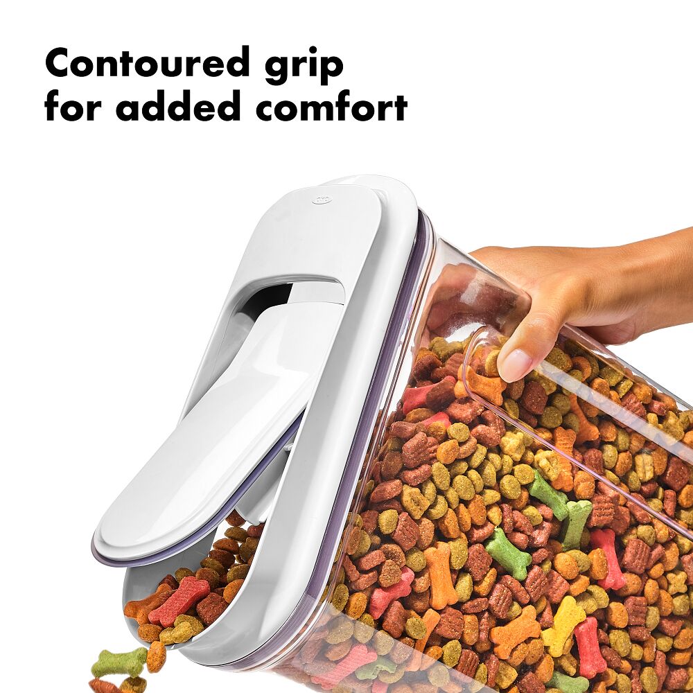 OXO Good Grips Pet Food Dispenser - 4.5 Qt/4.3 L A1