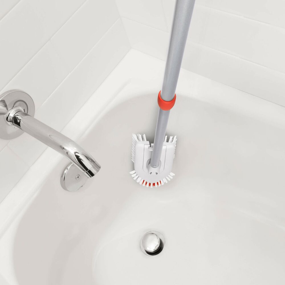 Extendable Tub & Tile Brush Z9