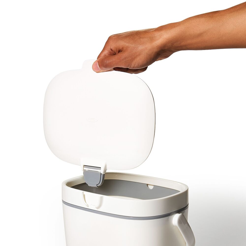 Easy-Clean Compost Bin - 1.75 Gal M6