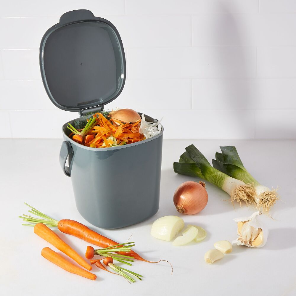 Easy-Clean Compost Bin - 0.75 Gal I4