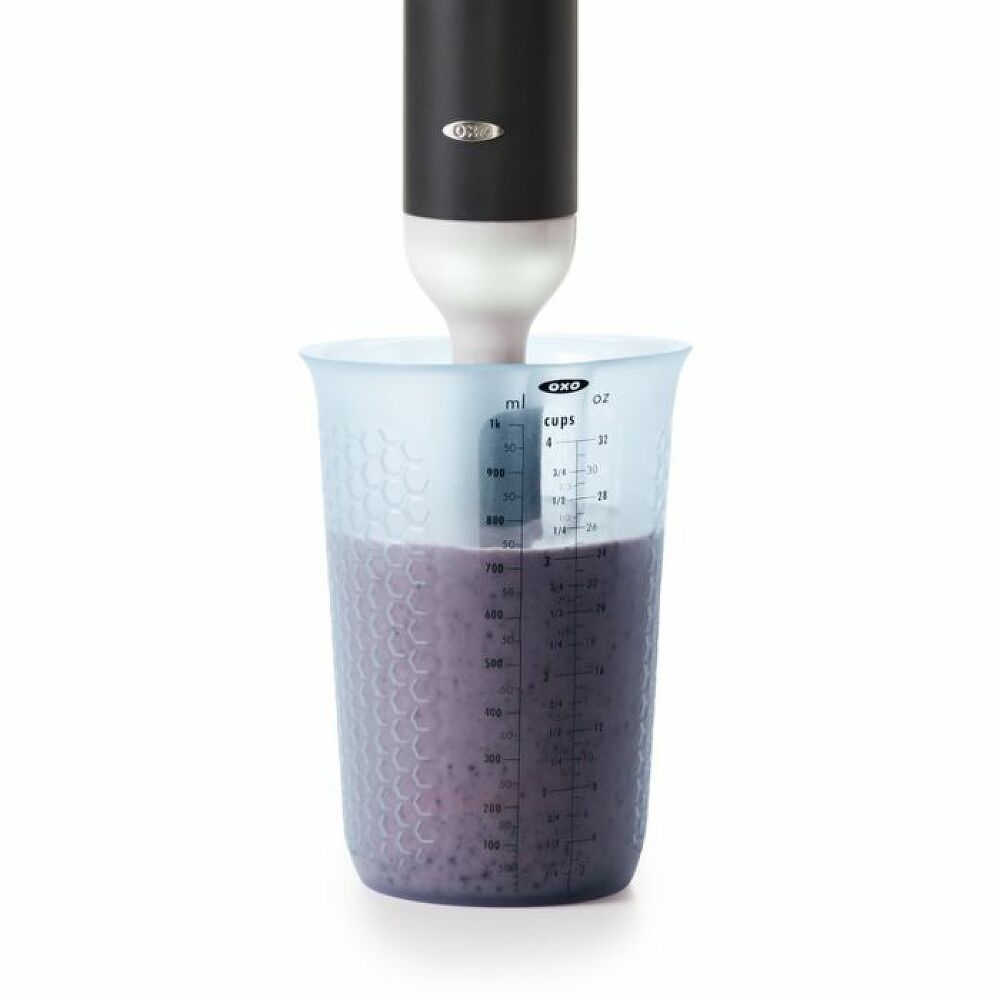 4 Cup Squeeze & Pour Measuring Cup T9