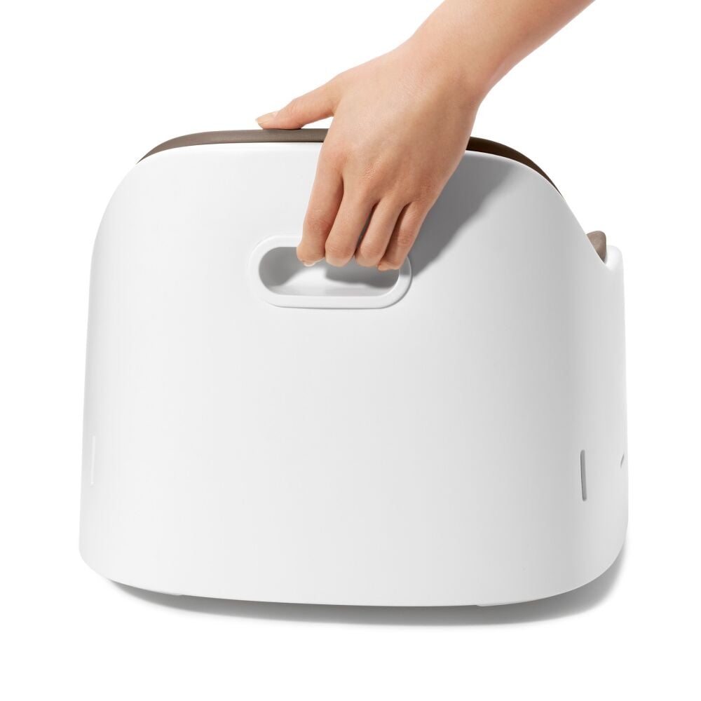 Nest Booster Seat with Removable Cushion B3