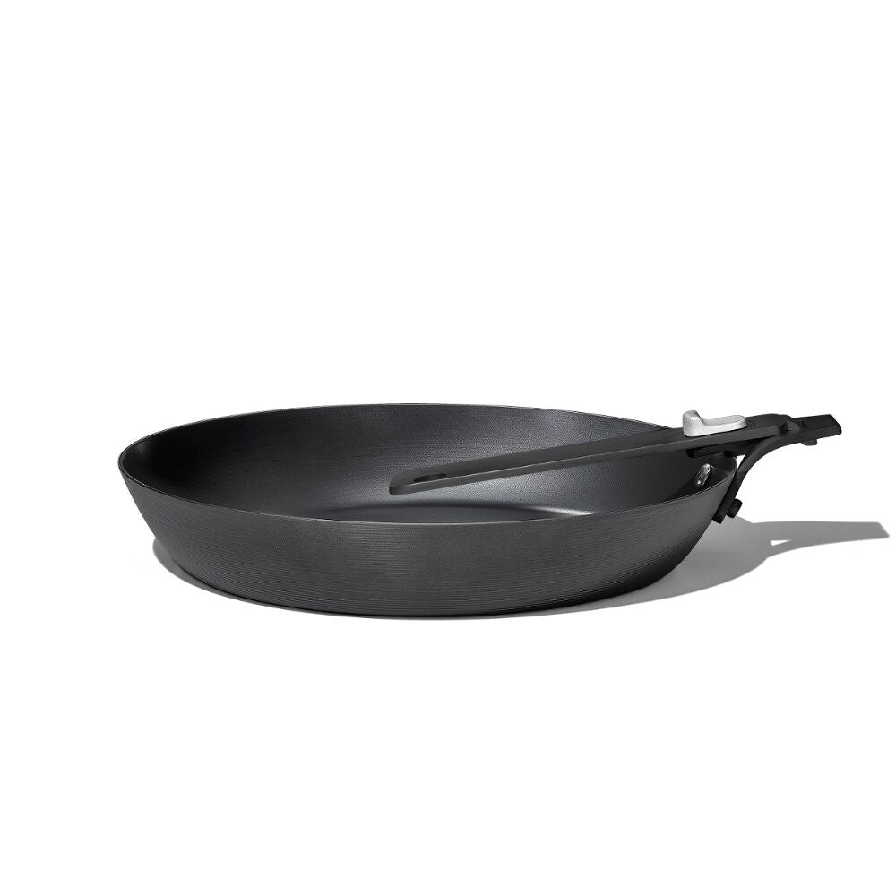 Carbon Steel With Removable Handle 10in Pan G1