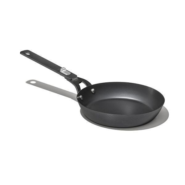 Carbon Steel With Removable Handle 8in Pan W0