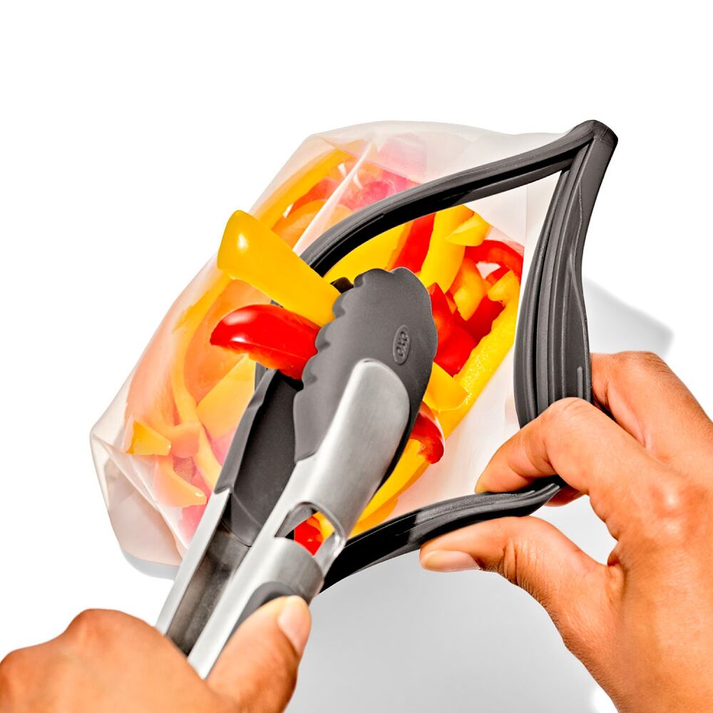 Outdoor Silicone Reusable Sandwich Bag (28 oz) B0