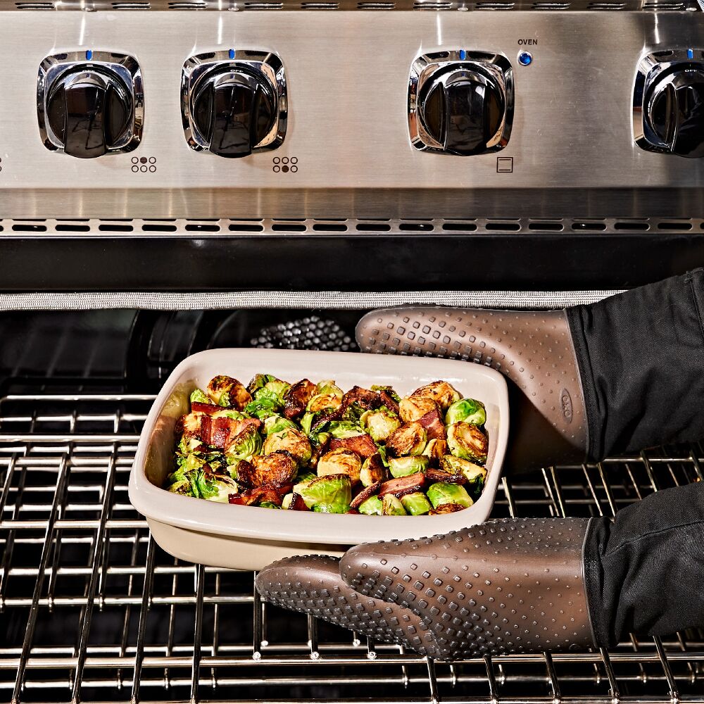 2 Qt Square Stoneware Baking Dish Y4