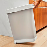 OXO Pet Airtight Food Container with Scoop — Extra Large D8